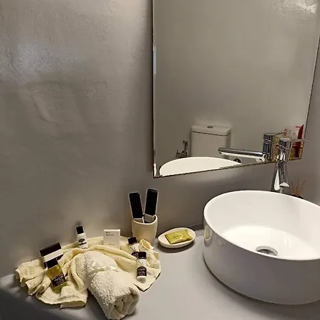 Апартаменты Alamana's House - Ideal For Couples Ано Мера